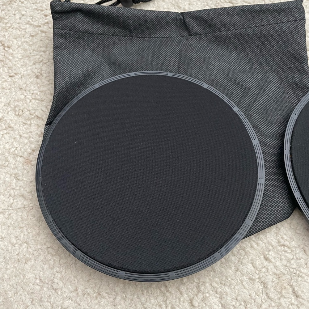 Workout Exercise Sliders with Pouch. Black color - Picture 4 of 5
